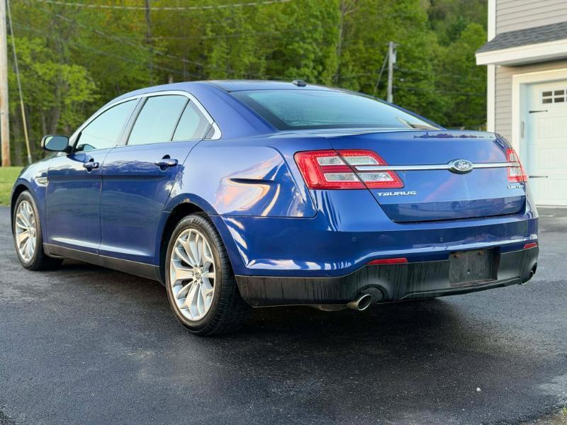 Ford Taurus Limited 2013