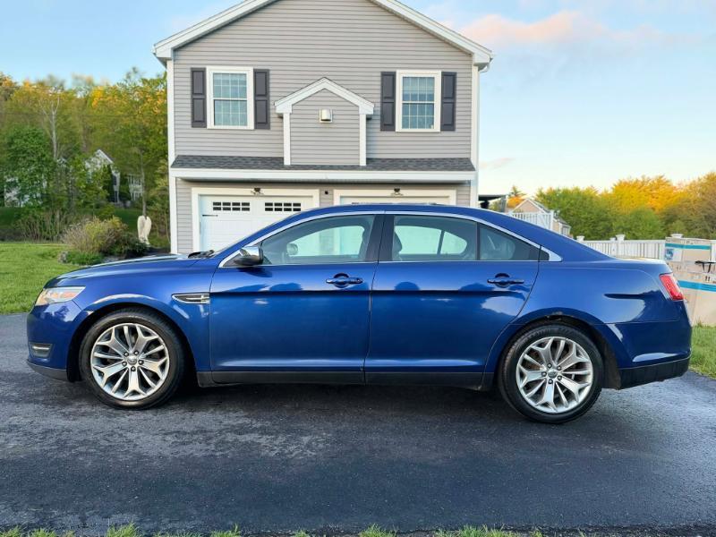 Ford Taurus Limited 2013