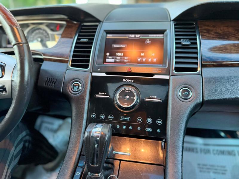 Ford Taurus Limited 2013