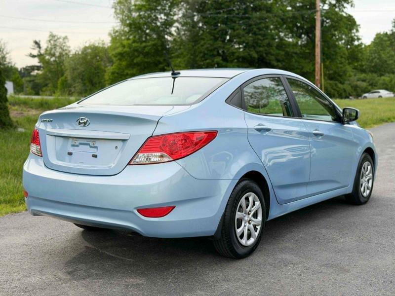 Hyundai Accent GLS 4-Door 2014