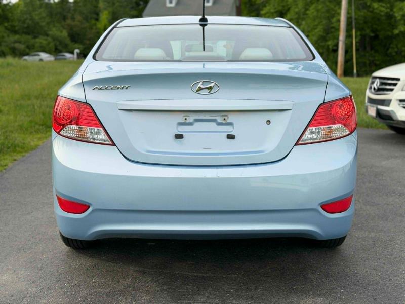 Hyundai Accent GLS 4-Door 2014