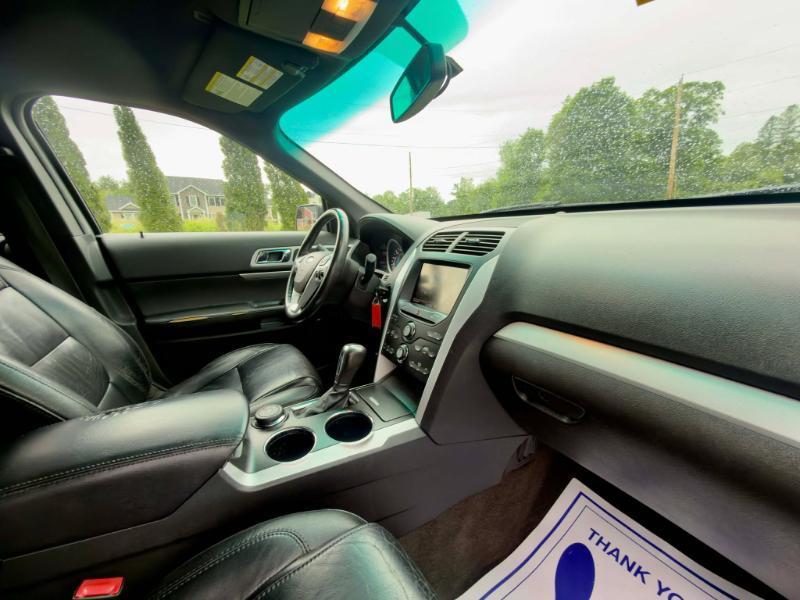 Ford Explorer XLT 4WD 2013