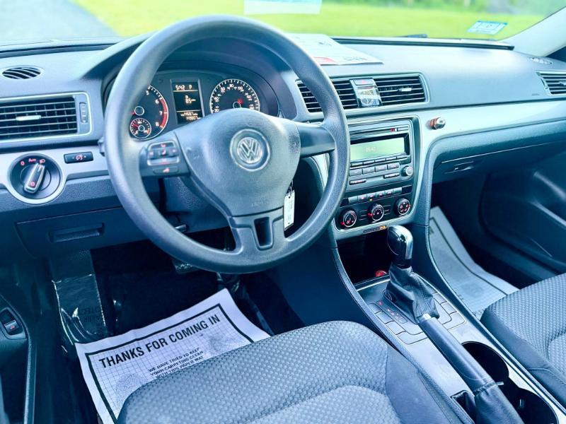 Volkswagen Passat  2014
