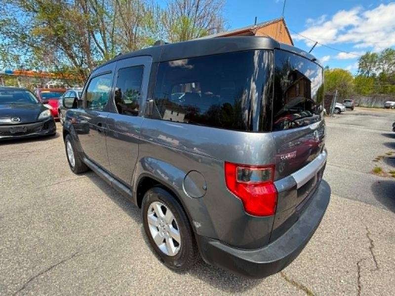 Honda Element EX 4WD AT 2011