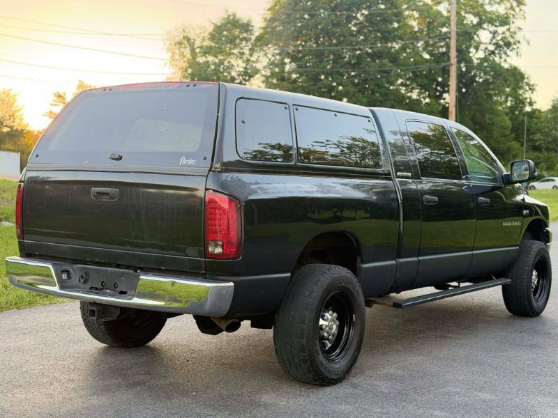 Dodge Ram 1500 Laramie Mega Cab 4WD 2006