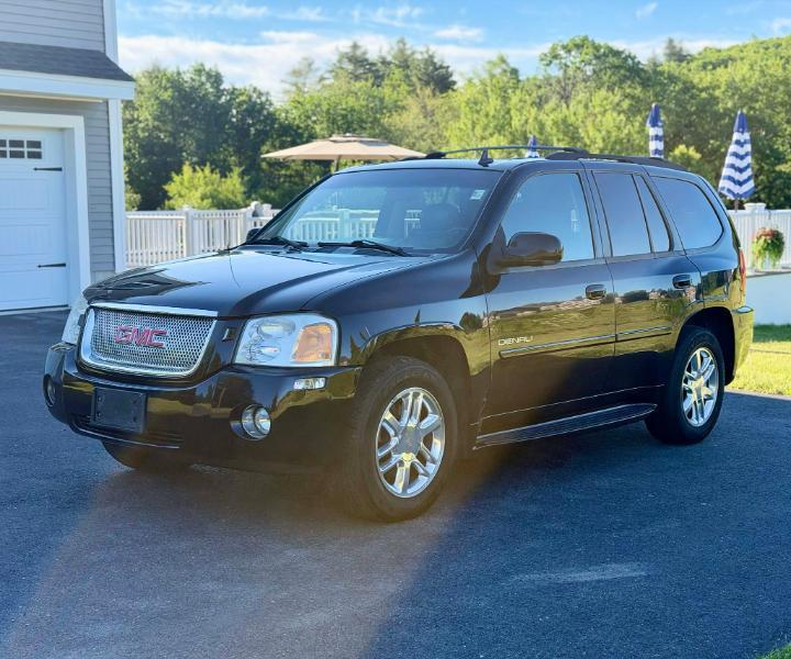 GMC Envoy XL Denali 4WD 2008