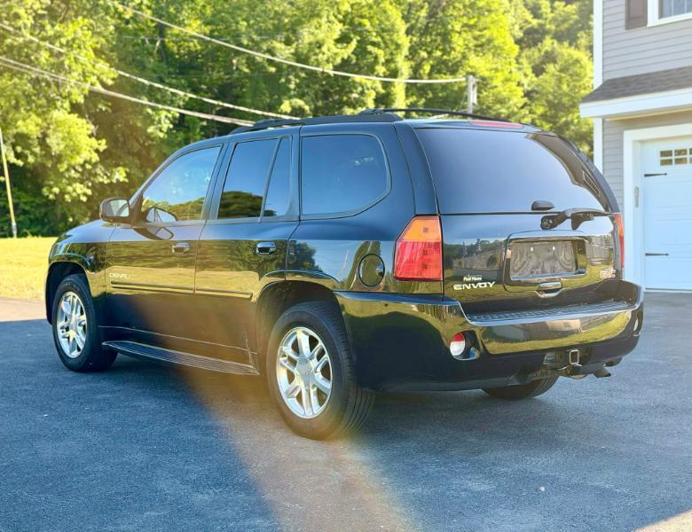 GMC Envoy XL Denali 4WD 2008