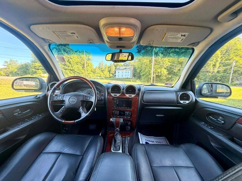 GMC Envoy XL Denali 4WD 2008