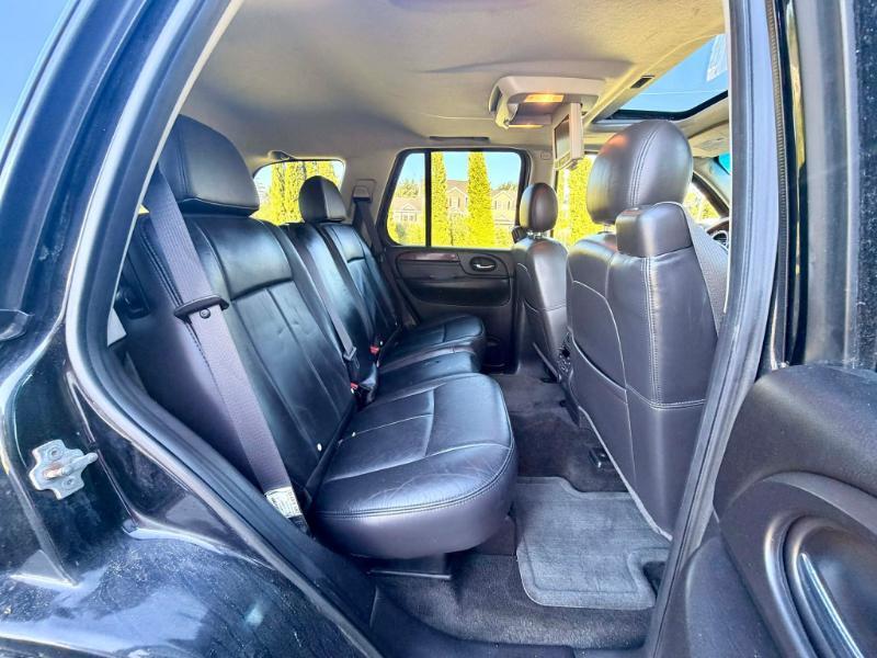 GMC Envoy XL Denali 4WD 2008