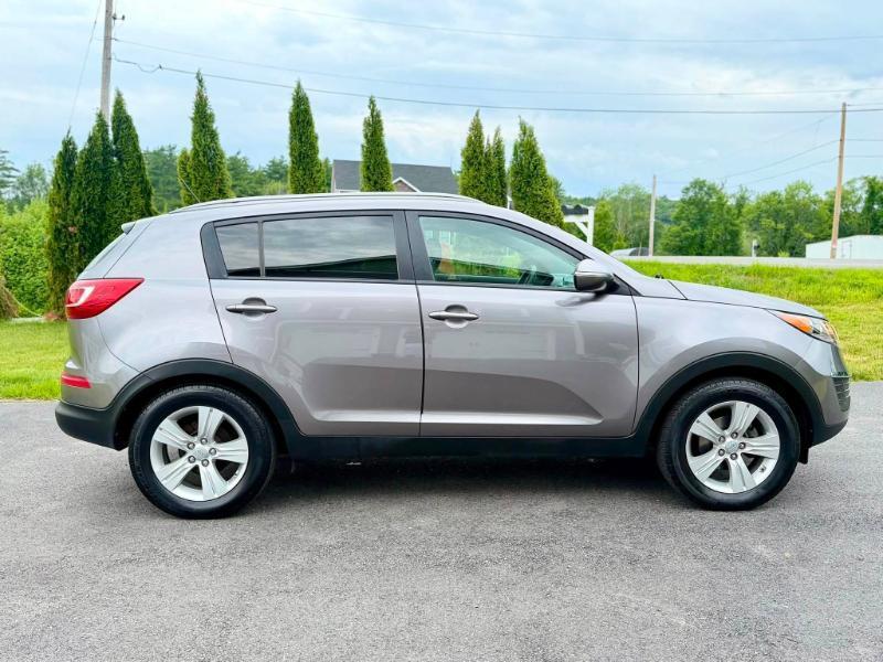 Kia Sportage LX 2011