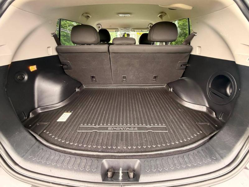Kia Sportage LX 2011
