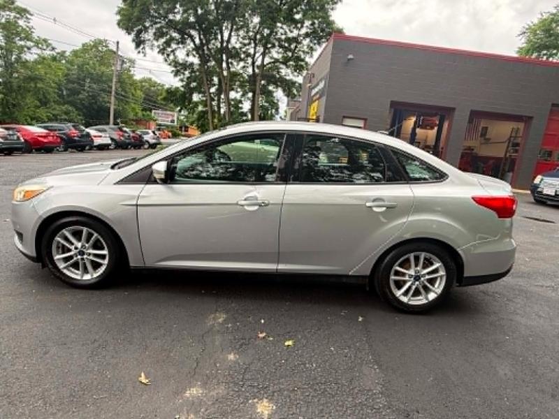 Ford Focus SE Sedan 2015