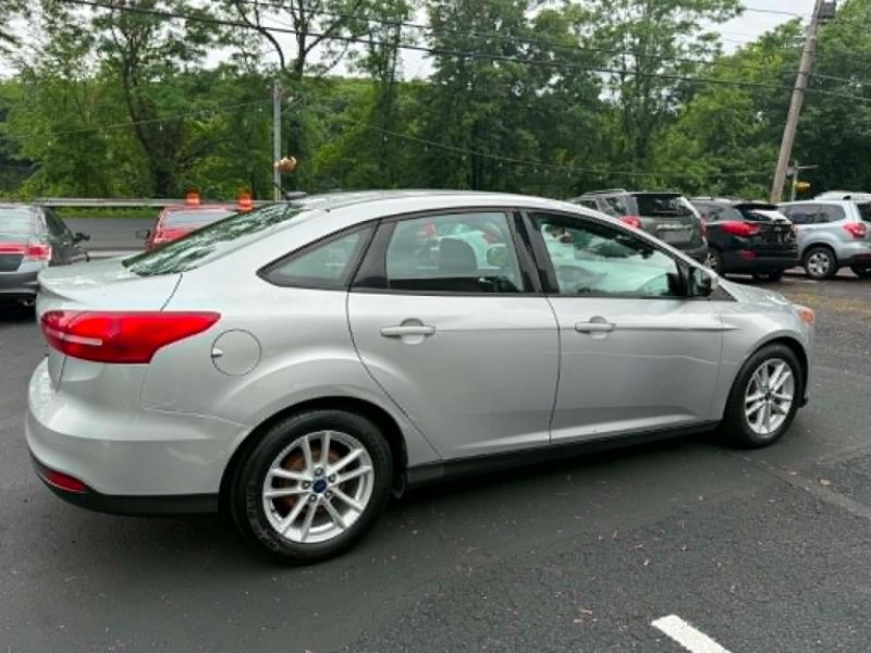Ford Focus SE Sedan 2015