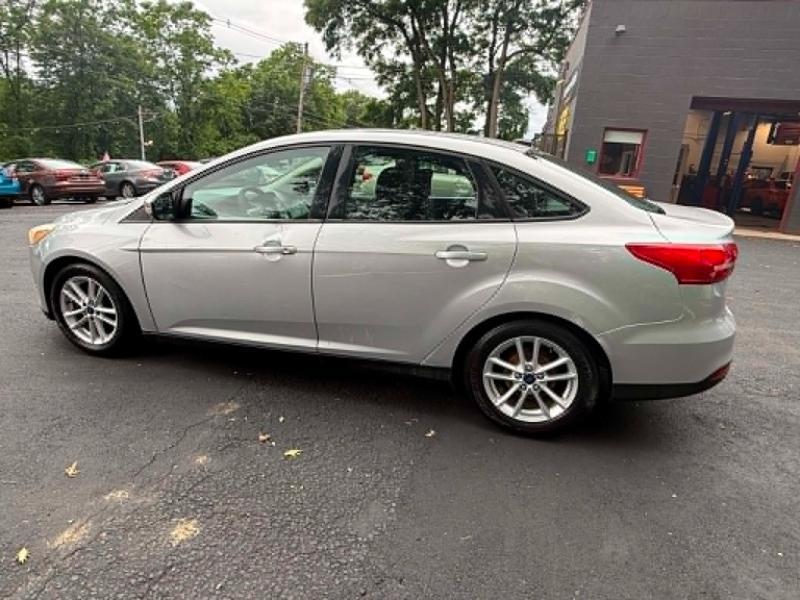Ford Focus SE Sedan 2015