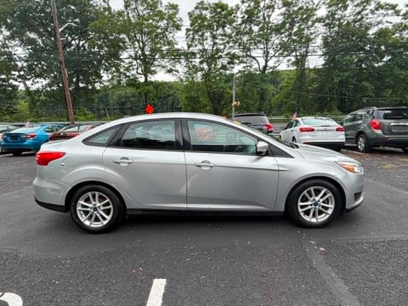 Ford Focus SE Sedan 2015