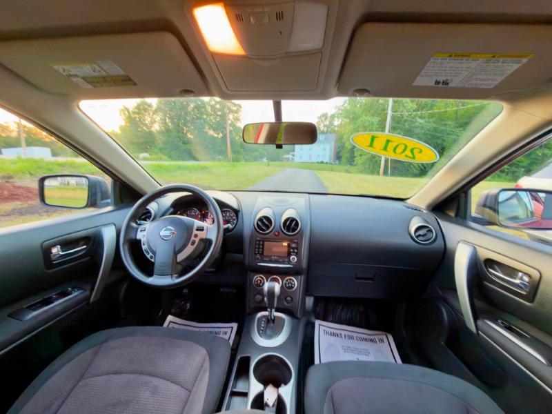 Nissan Rogue S AWD 2011