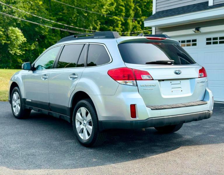 Subaru Outback 2.5i Limited 2012
