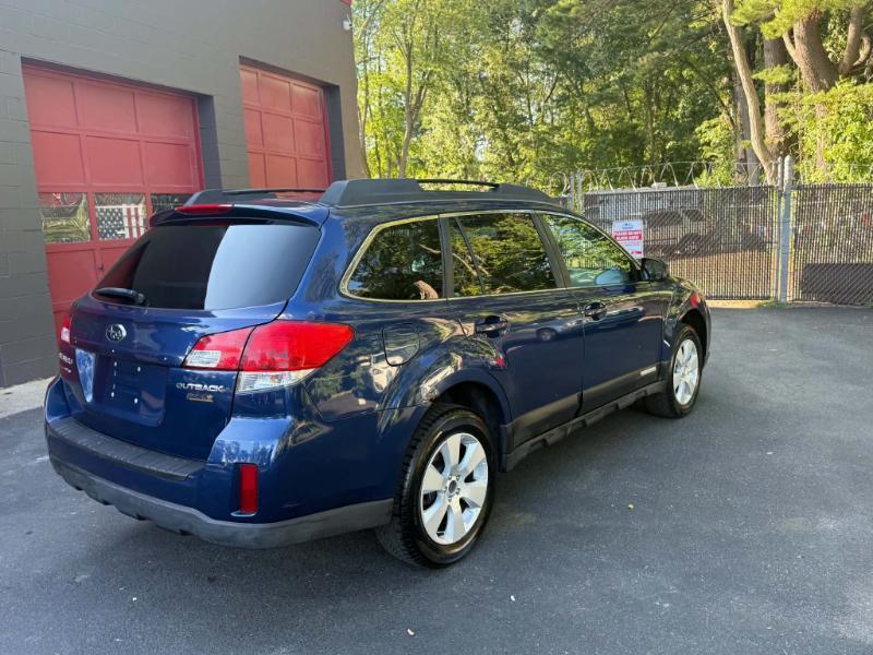 Subaru Outback 2.5i Premium 2010