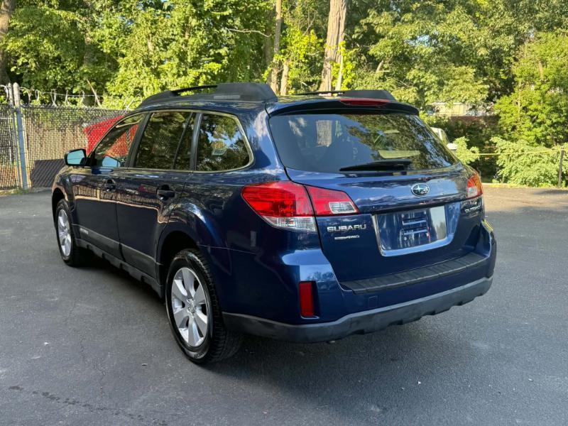 Subaru Outback 2.5i Premium 2010