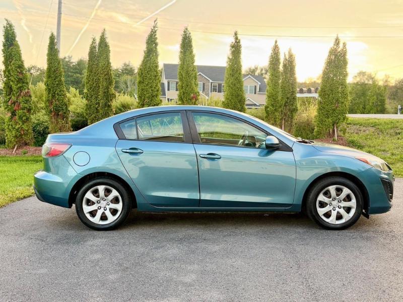Mazda MAZDA3 i Touring 2010
