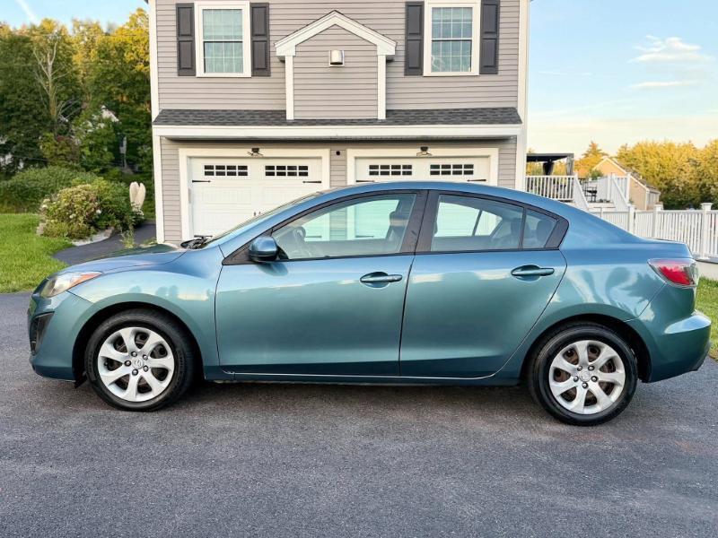 Mazda MAZDA3 i Touring 2010