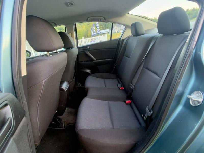 Mazda MAZDA3 i Touring 2010