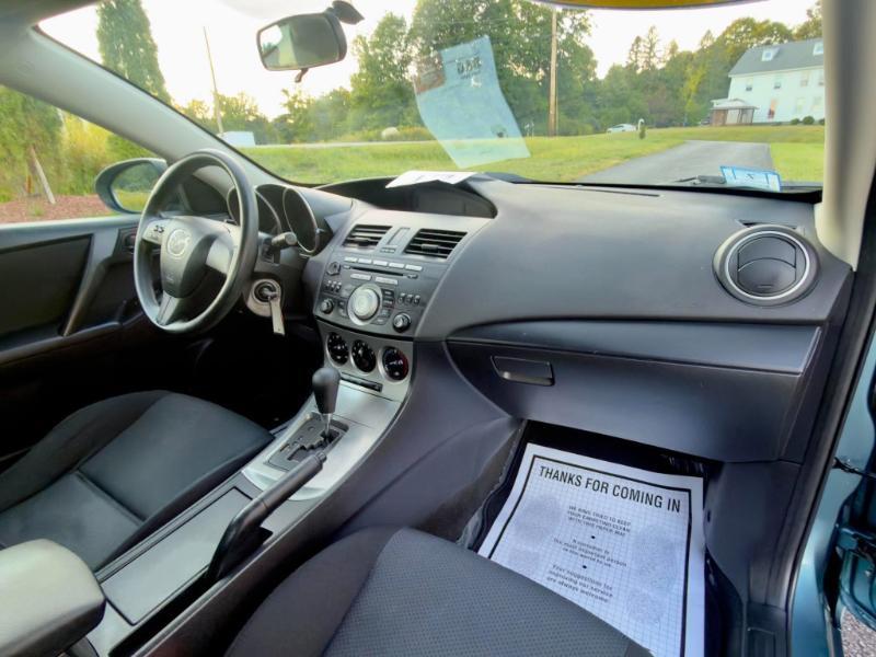 Mazda MAZDA3 i Touring 2010