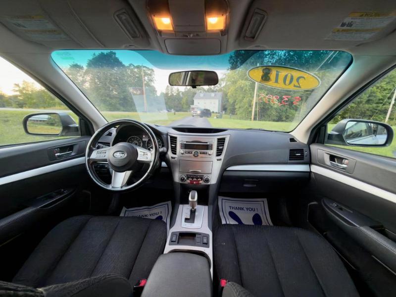 Subaru Outback 2.5i Premium 2011