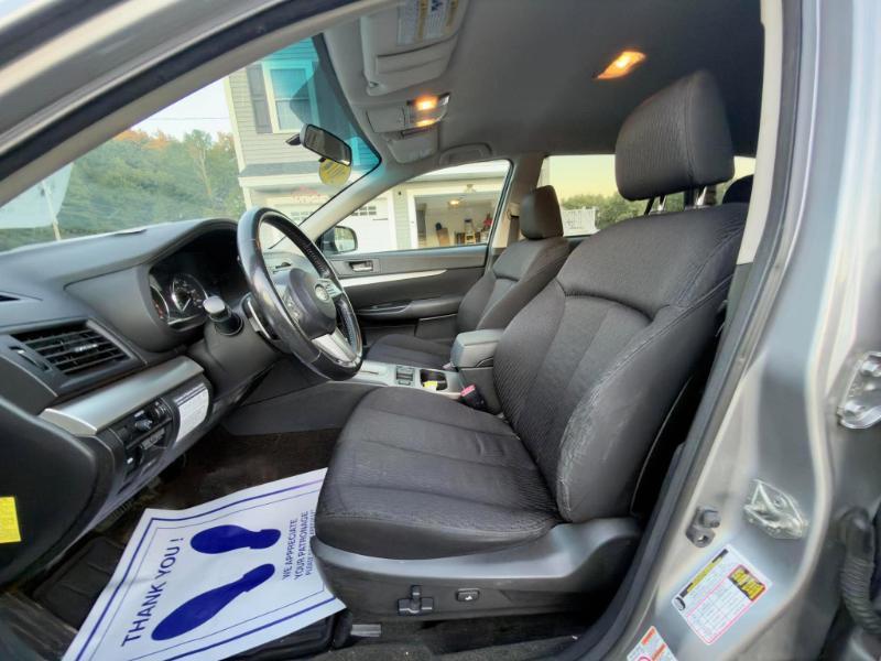 Subaru Outback 2.5i Premium 2011