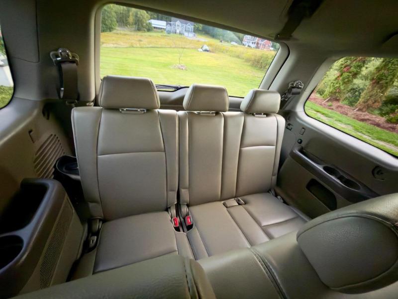 Honda Pilot EX 4WD w/ Leather and DVD 2006