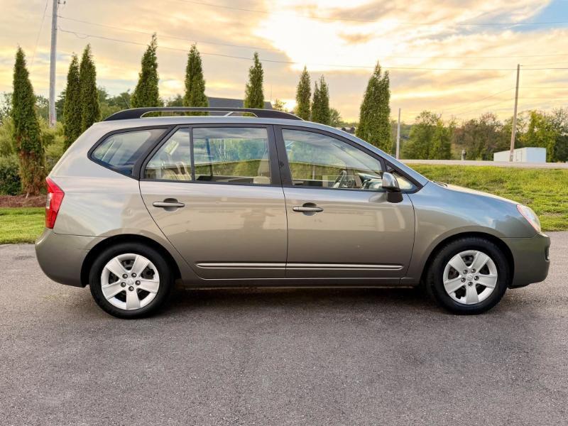 Kia Rondo Base 2009