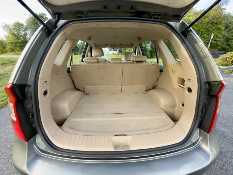 Kia Rondo Base 2009