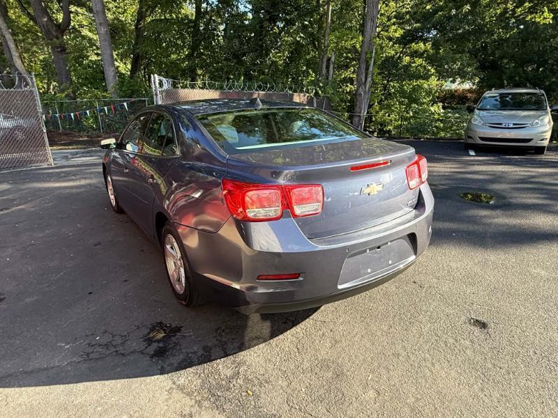 Chevrolet Malibu LS 2013