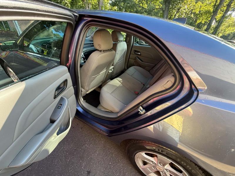Chevrolet Malibu LS 2013