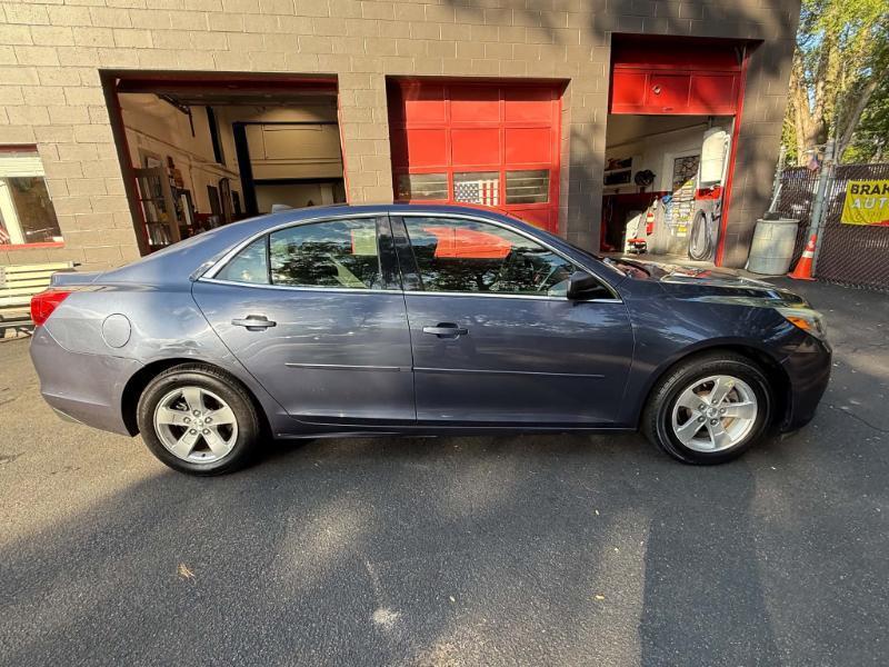 Chevrolet Malibu LS 2013