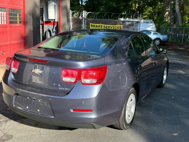 Chevrolet Malibu LS 2013