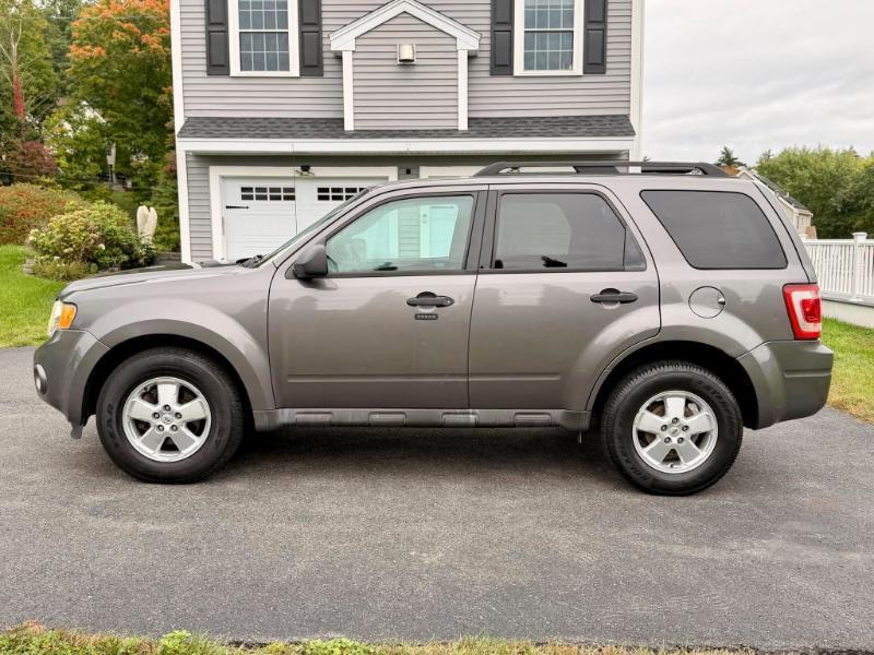 Ford Escape XLT 4WD 2011