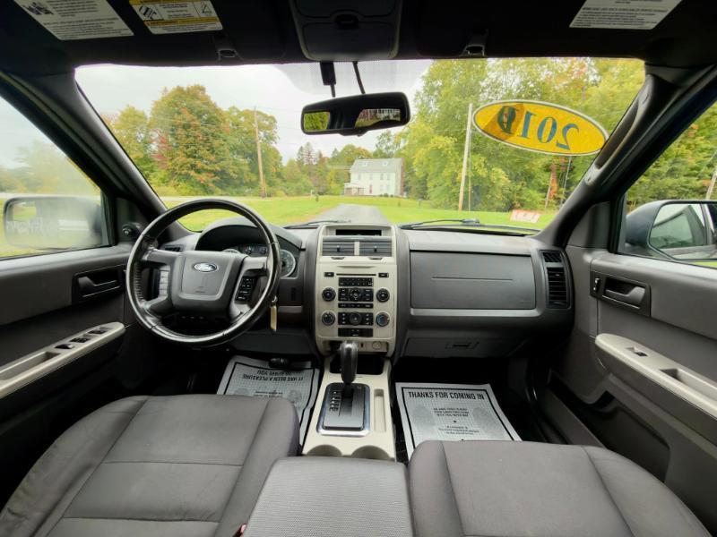 Ford Escape XLT 4WD 2011