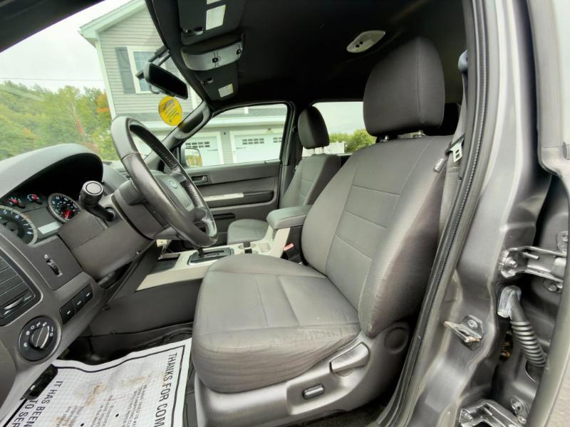 Ford Escape XLT 4WD 2011