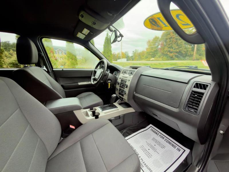Ford Escape XLT 4WD 2011