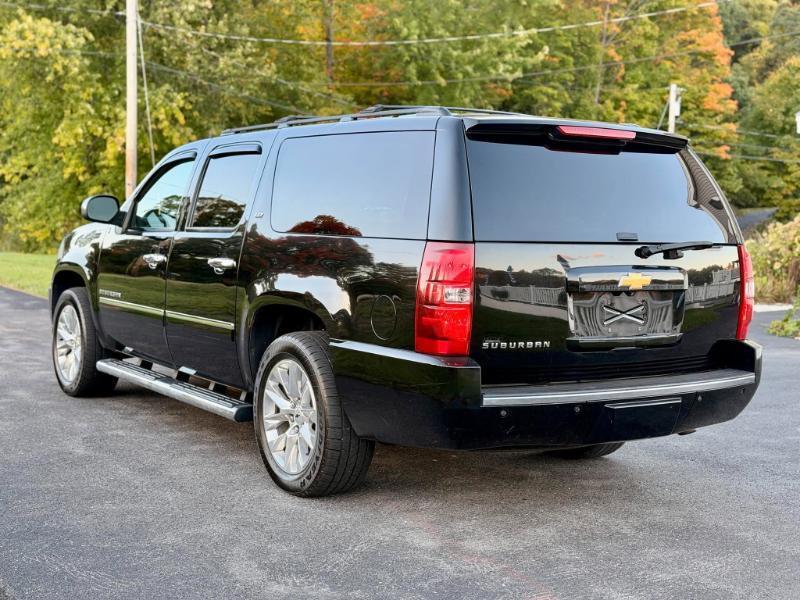 Chevrolet Suburban LTZ 1500 4WD 2013