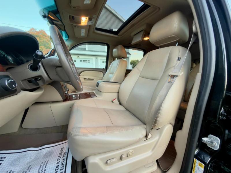 Chevrolet Suburban LTZ 1500 4WD 2013