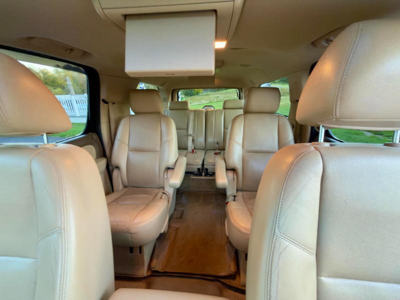 Chevrolet Suburban LTZ 1500 4WD 2013