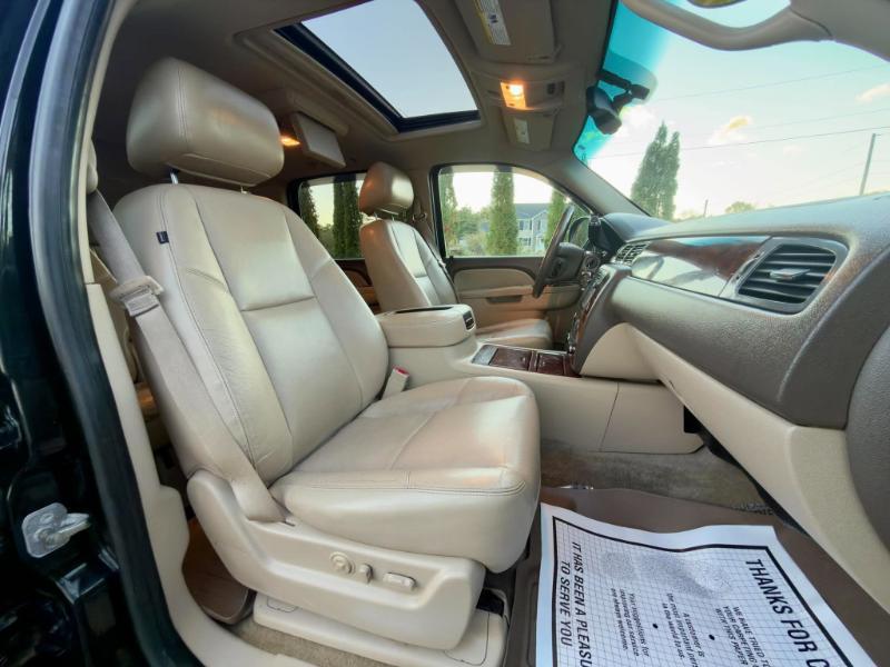 Chevrolet Suburban LTZ 1500 4WD 2013