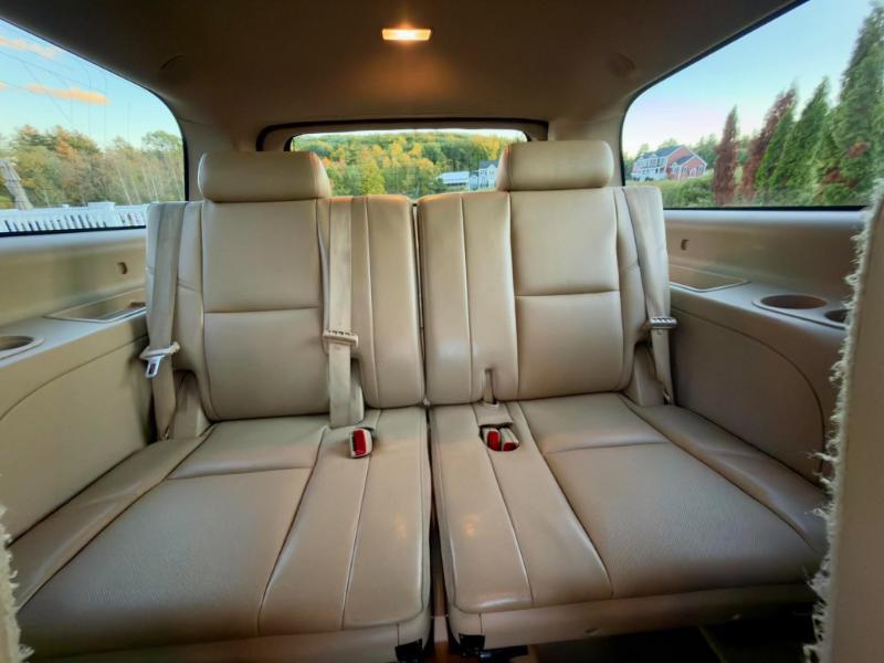 Chevrolet Suburban LTZ 1500 4WD 2013