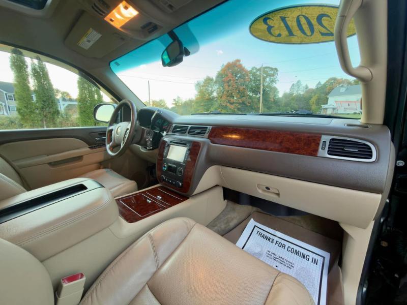 Chevrolet Suburban LTZ 1500 4WD 2013