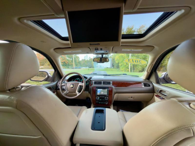 Chevrolet Tahoe LTZ 4WD 2013