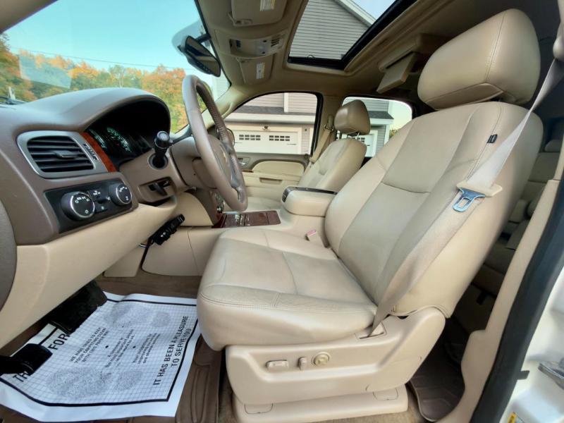 Chevrolet Tahoe LTZ 4WD 2013