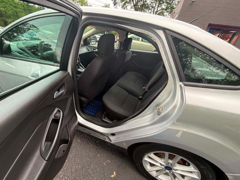 Ford Focus SE Sedan 2015