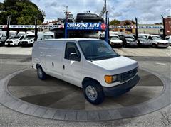 2005 Ford Econoline Cargo Van 